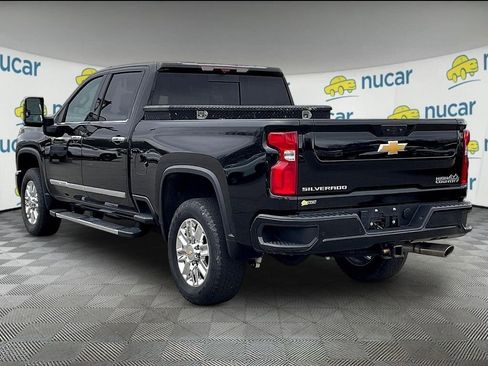 Used 2024 Chevrolet Silverado 2500 High Country w/ High Country Premium Package image 4