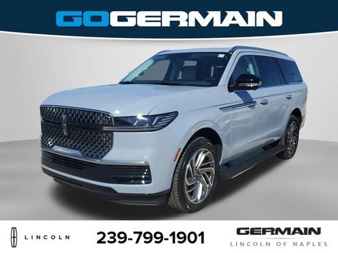 New 2025 Lincoln Navigator Reserve image 1