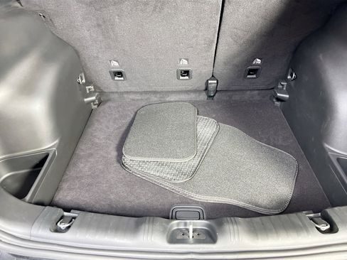 Used 2022 Jeep Compass Latitude image 23