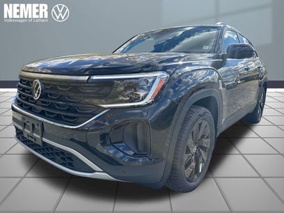 New 2026 Volkswagen Atlas Cross Sport SE