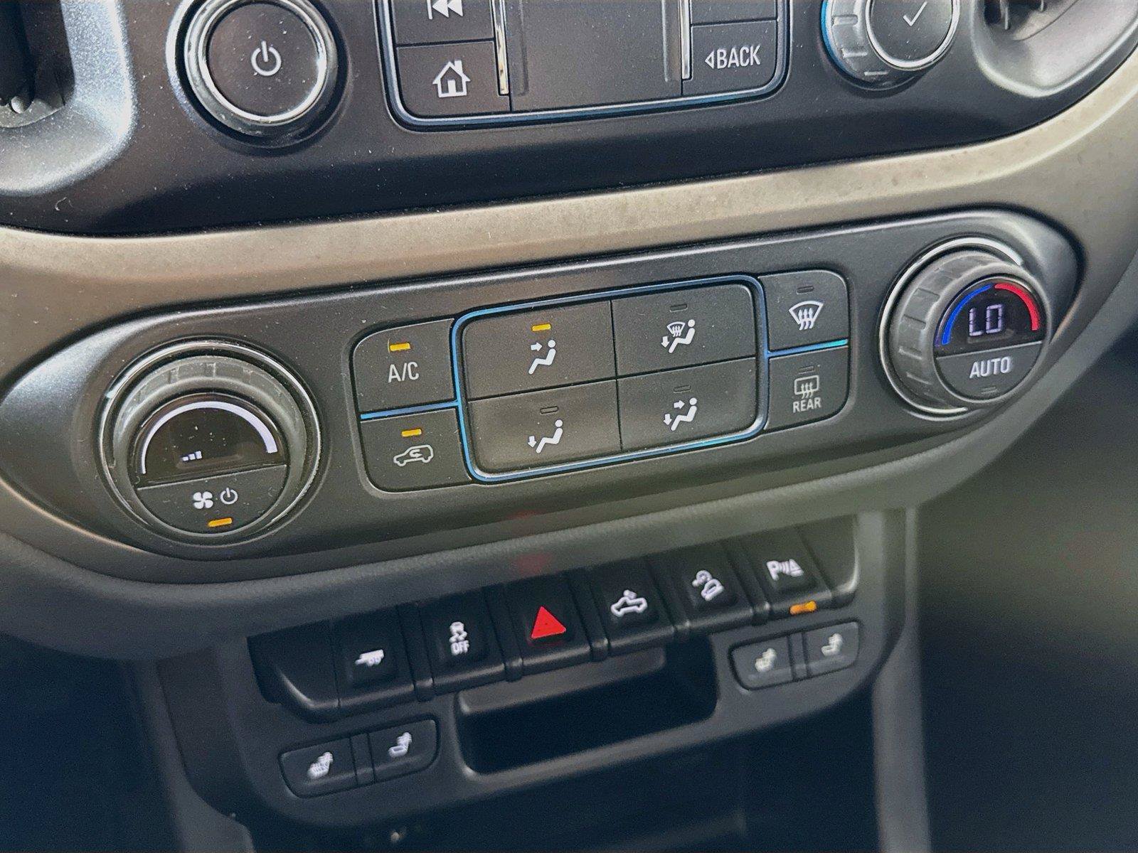Used 2019 Chevrolet Colorado Z71 AWD/4WD image 19
