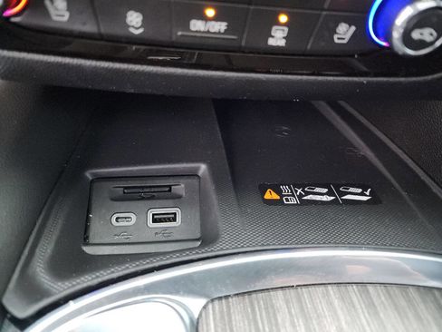 Used 2024 Buick Enclave Avenir w/ Avenir Technology Package image 42