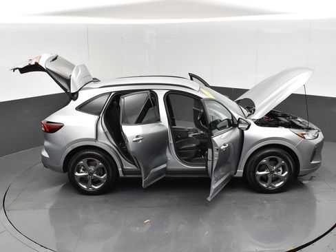 Used 2024 Ford Escape ST-Line image 65