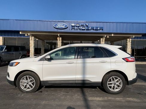 Used 2024 Ford Edge SEL w/ Convenience Package AWD/4WD image 6