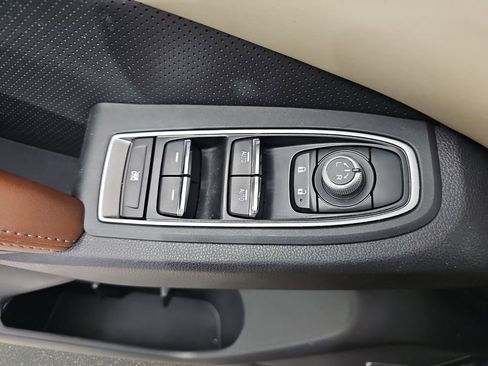 Used 2019 Subaru Ascent Touring AWD/4WD image 31