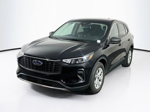 Used 2024 Ford Escape Active FWD image 3