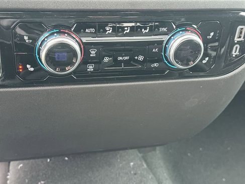 New 2026 GMC Sierra 1500 Elevation image 19