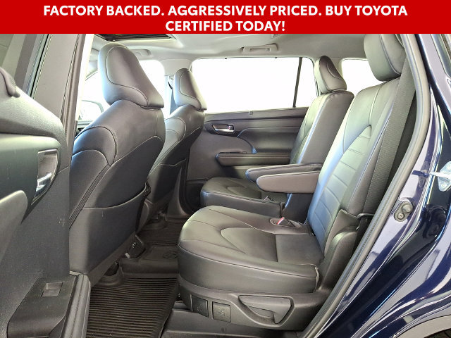 Certified 2020 Toyota Highlander XLE FWD image 12