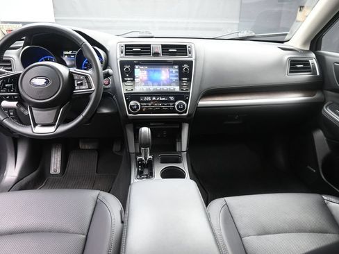 Used 2018 Subaru Outback 2.5i Limited AWD/4WD image 9