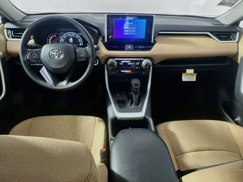 Used 2025 Toyota RAV4 XLE w/ Convenience Package FWD image 29