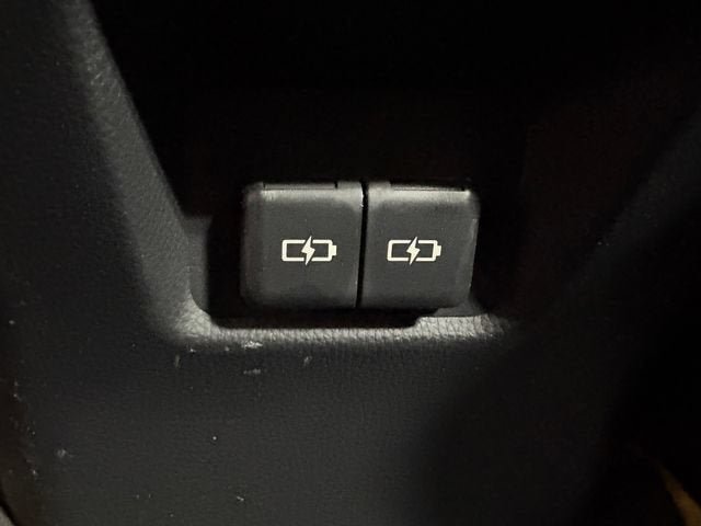 Used 2024 Toyota Tundra SR5 w/ SR5 Convenience Package AWD/4WD image 37