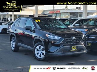 Used 2024 Toyota RAV4 LE video 1