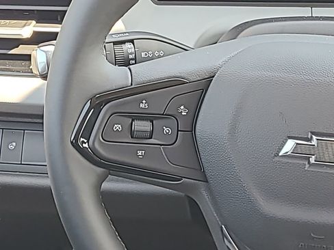 New 2027 Chevrolet Bolt LT w/ Comfort Package FWD image 20