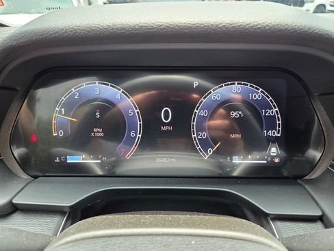 Used 2023 Jeep Grand Cherokee L Laredo RWD image 31