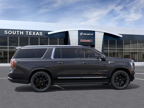 New 2026 GMC Yukon XL Elevation AWD/4WD image 5