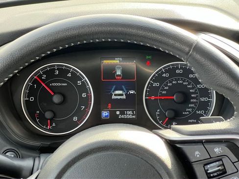 Used 2019 Subaru Ascent Premium image 16