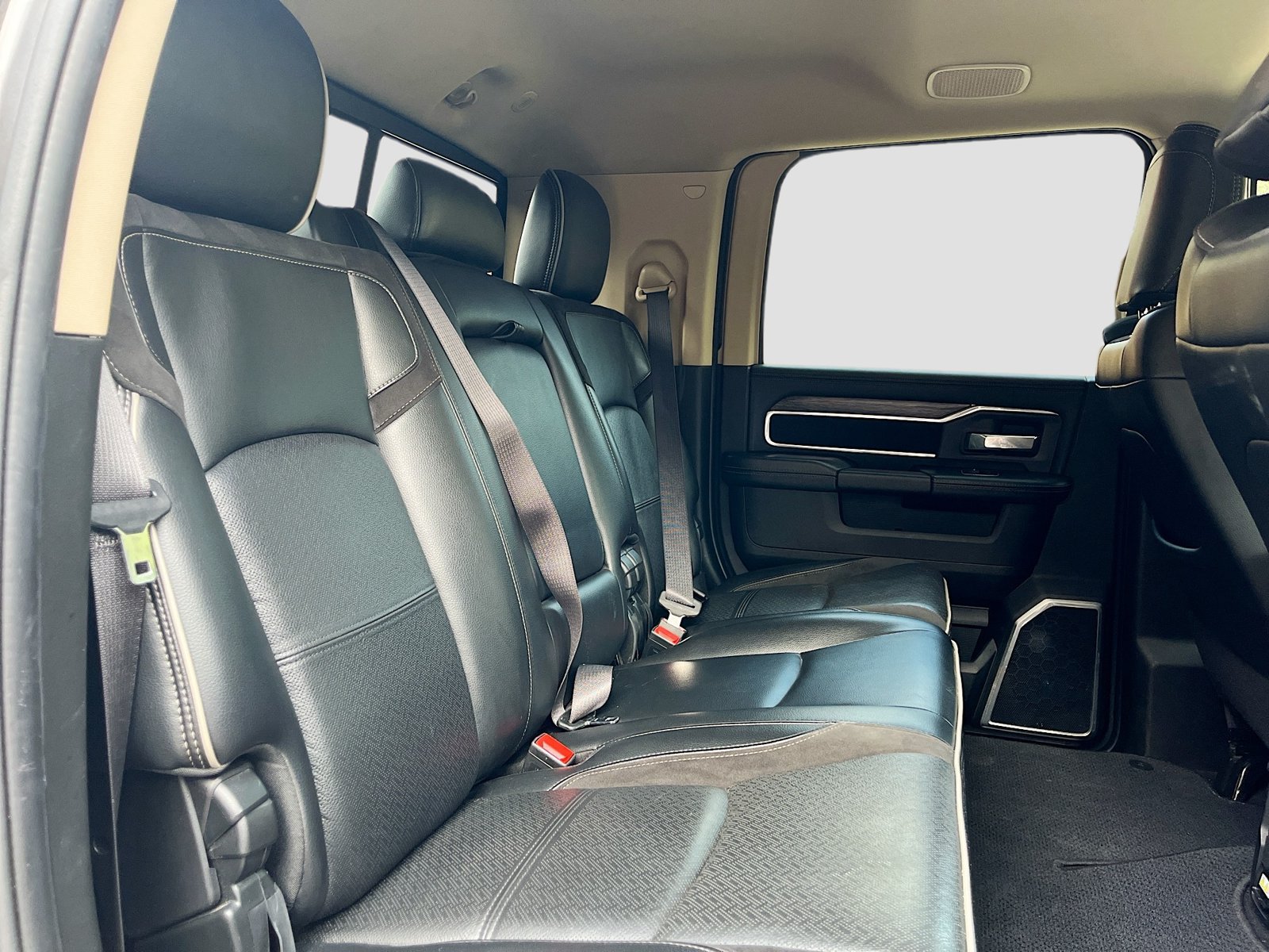 Used 2021 RAM 3500 Laramie w/ Cold Weather Group AWD/4WD image 26