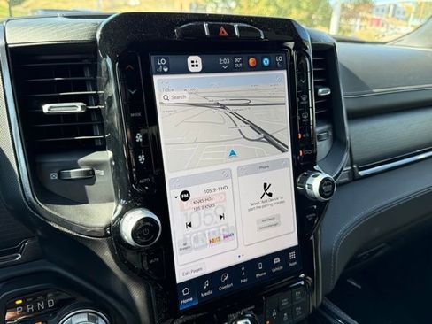 Used 2023 RAM 1500 Limited w/ Trailer Tow Group image 3