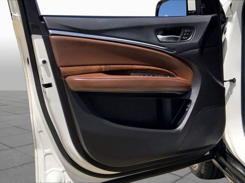 Used 2017 Acura MDX FWD w/ Advance Package image 22