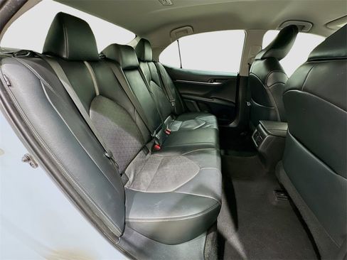Used 2019 Toyota Camry XSE image 24