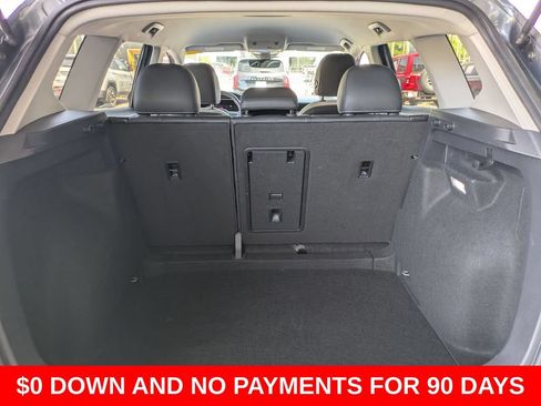 Used 2025 Volkswagen Taos SE FWD image 28