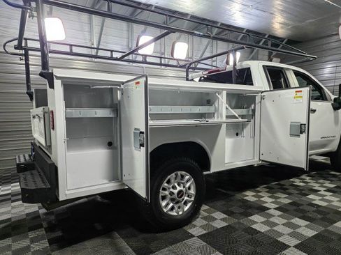 Used 2023 GMC Sierra 2500 Pro w/ Convenience Package AWD/4WD image 13