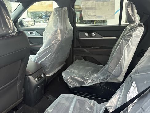 New 2026 Ford Explorer ST-Line image 13