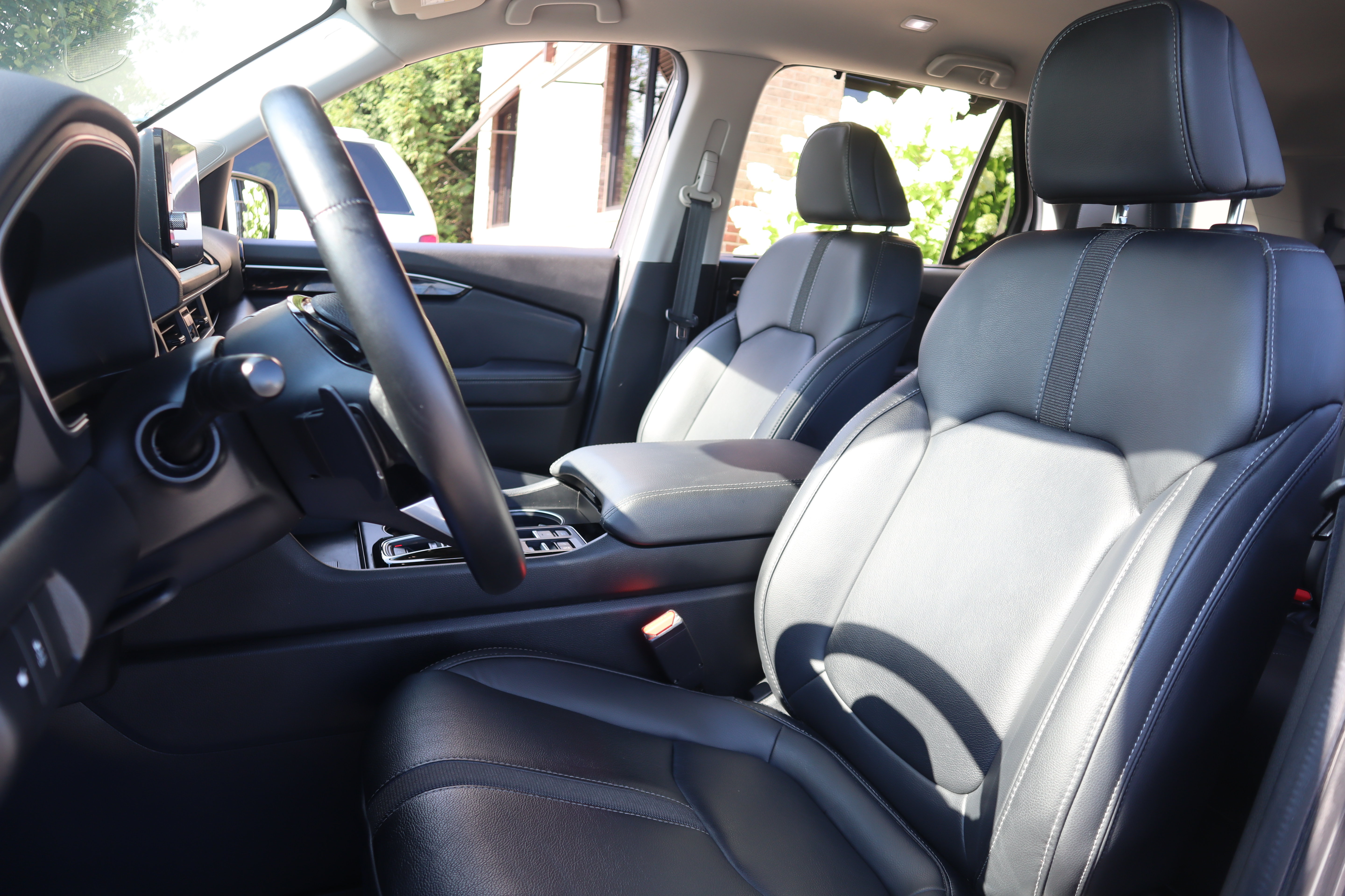Used 2025 Honda Pilot EX-L image 24