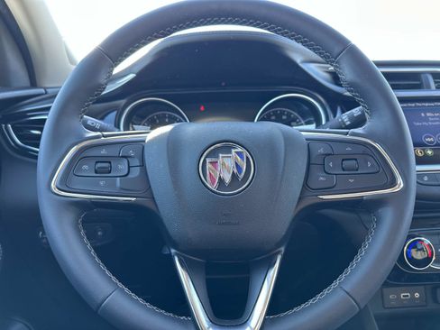 Certified 2023 Buick Encore GX Preferred FWD image 19