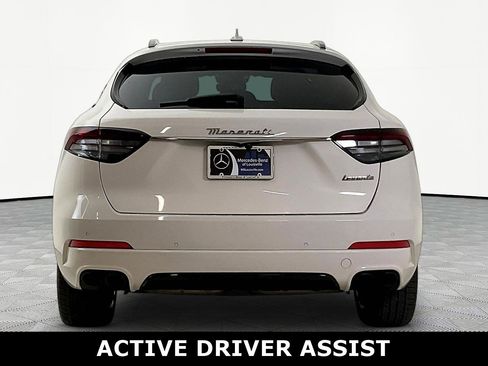 Used 2022 Maserati Levante GT AWD/4WD image 5