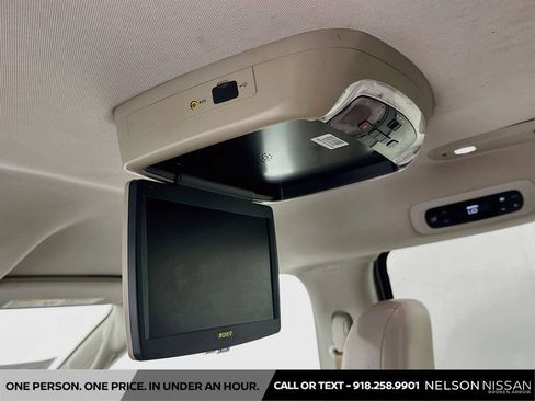 Used 2017 Chrysler Pacifica Touring-L FWD image 23