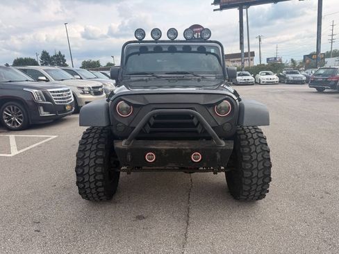 Used 2014 Jeep Wrangler Sport AWD/4WD image 3