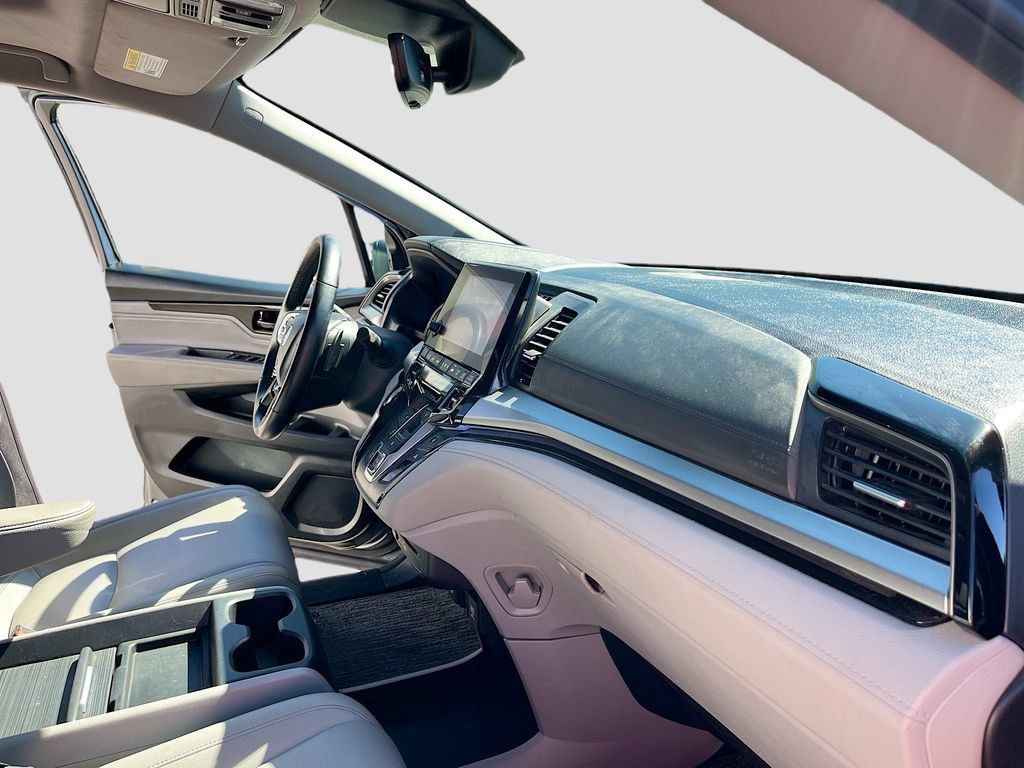 Used 2024 Honda Odyssey Touring image 32