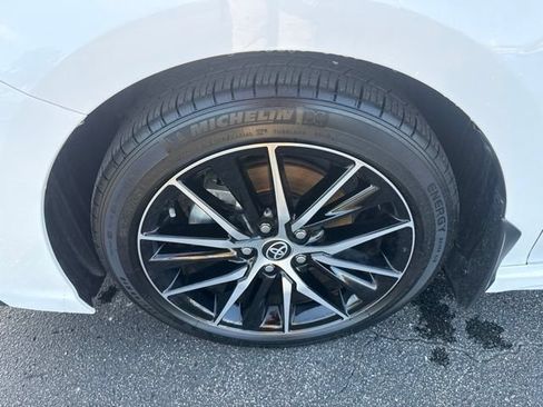 Used 2023 Toyota Camry SE FWD image 12