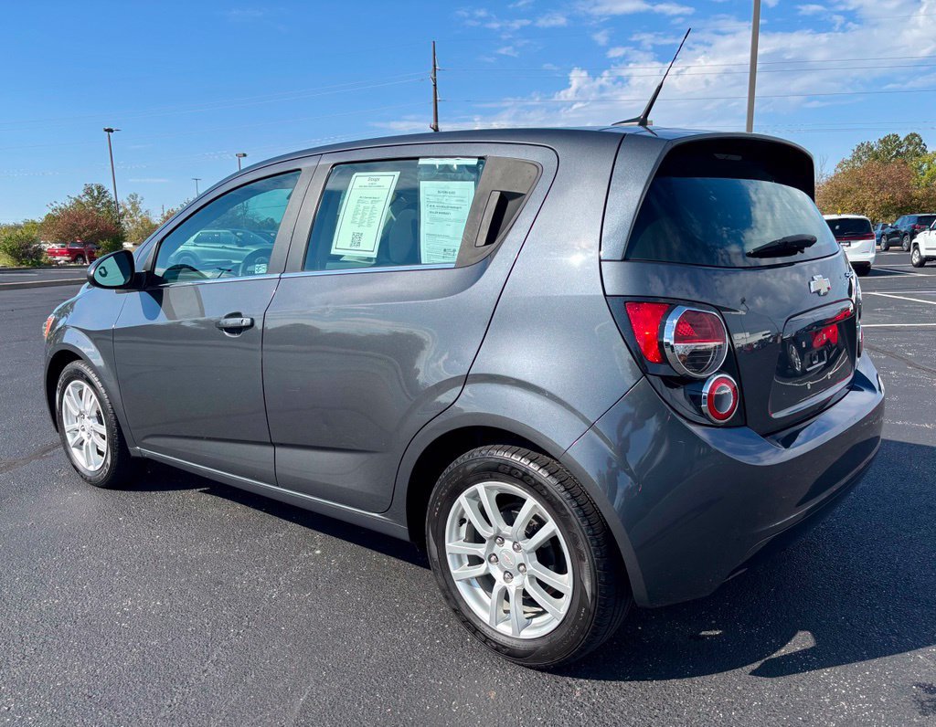 Used 2013 Chevrolet Sonic LT w/ Wheels and Fog Lamp Package FWD image 4