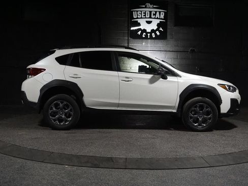 Used 2022 Subaru Crosstrek 2.5i Sport w/ Moonroof Package AWD/4WD image 8