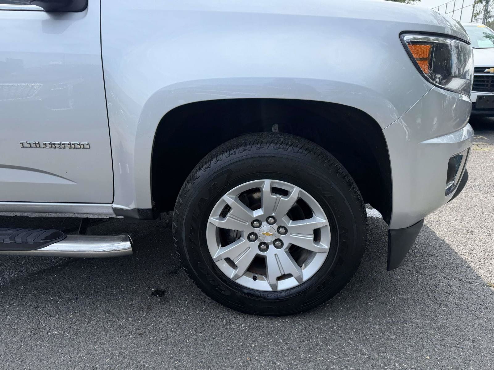 Used 2019 Chevrolet Colorado LT w/ LT Convenience Package AWD/4WD image 7