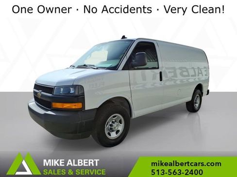 Used 2021 Chevrolet Express 2500 Work Van w/ Driver Convenience Package image 3