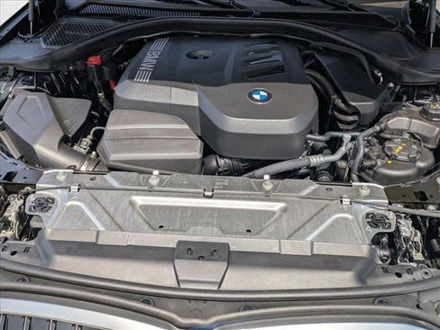 Used 2025 BMW 330i Sedan w/ Premium Package image 14