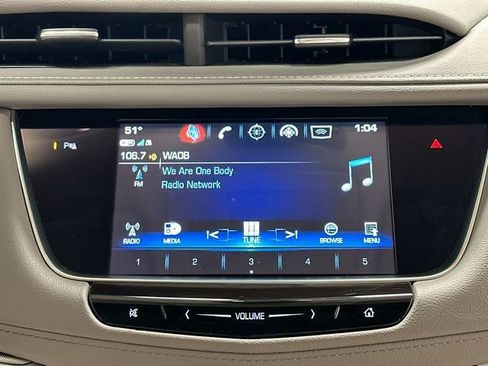 Used 2018 Cadillac XT5 Luxury w/ Driver Awareness Package AWD/4WD image 12