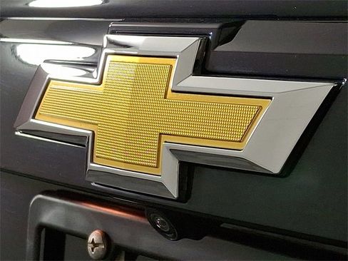 Used 2021 Chevrolet Trax LS w/ Tint and Cruise Package image 29