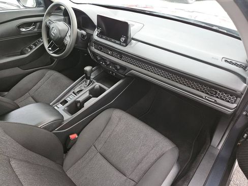 Used 2025 Honda Accord LX image 27