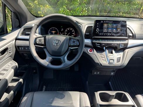 New 2026 Honda Odyssey Sport-L image 4