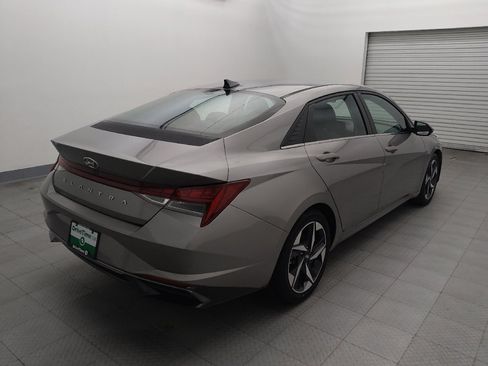 Used 2021 Hyundai Elantra Limited w/ Cargo Package FWD image 9