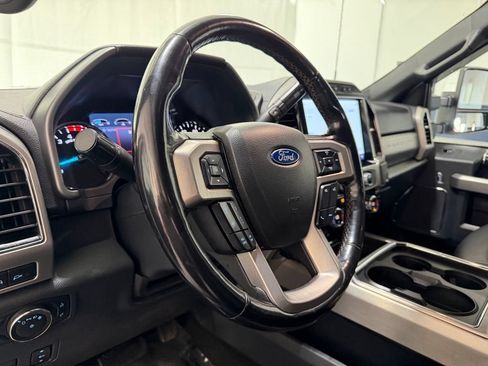 Used 2022 Ford F450 Platinum w/ FX4 Off-Road Package AWD/4WD image 25