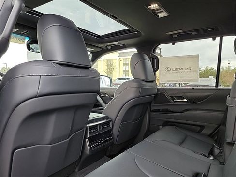 New 2025 Lexus LX 600 4WD w/ Premium Package image 14