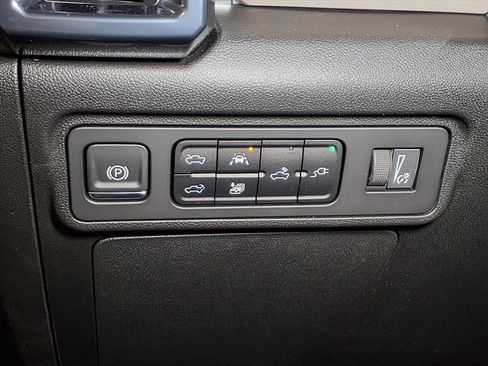 New 2026 GMC Hummer EV 4x4 Crew Cab image 16