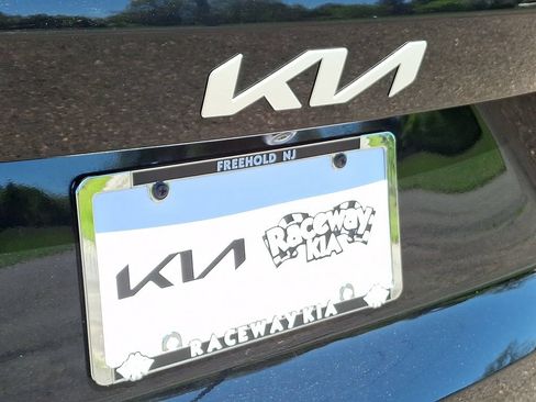Certified 2023 Kia Sorento EX AWD/4WD image 29