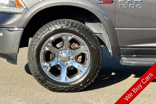 Used 2018 RAM 1500 Laramie w/ Convenience Group AWD/4WD image 30