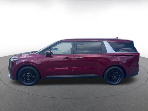 Used 2026 Kia Carnival FWD image 8